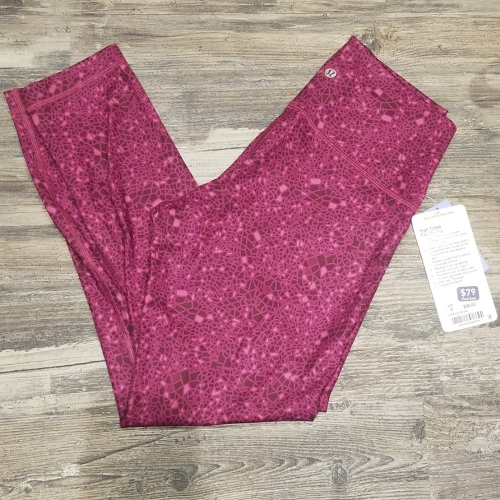 Size 8 NWT Lululemon High Times 7/8 Pants